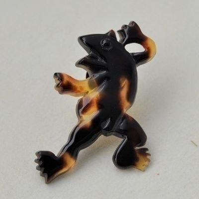 べっ甲、ベッ甲イソガイ、鼈甲、亀戸、浅草、アクセサリー、鳥獣戯画、カエル、