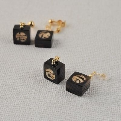 べっ甲、ベッ甲イソガイ、鼈甲、亀戸、浅草、アクセサリー、ピアス、水もく、
