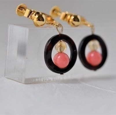 べっ甲、ベッ甲イソガイ、鼈甲、亀戸、浅草、アクセサリー、サンゴ、assort、coral、イヤリング、ピアス