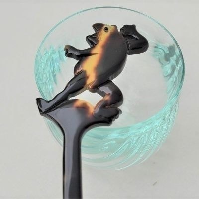 べっ甲、ベッ甲イソガイ、鼈甲、亀戸、浅草、和装小物、かんざし、鳥獣戯画、かえる、