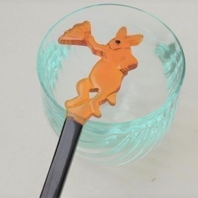 べっ甲、ベッ甲イソガイ、鼈甲、亀戸、浅草、和装小物、かんざし、鳥獣戯画、あめ色、うさぎ、和風総本家、